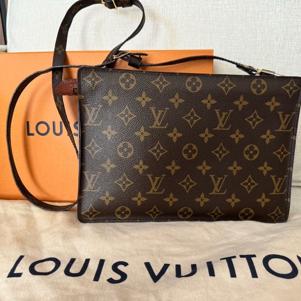 Louis Vuitton Monogram Enghien Crossbody Bag clutch